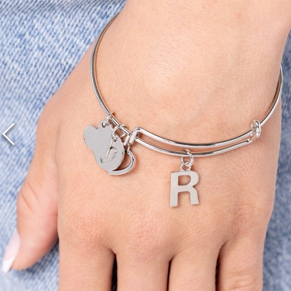 Paparazzi initial R bracelet - Picture 2 of 2